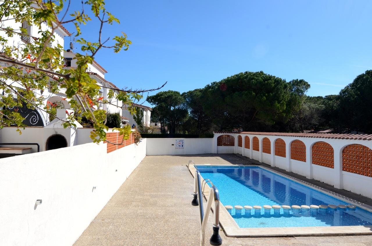 Montgo Park 06 Villa L' Escala Bagian luar foto
